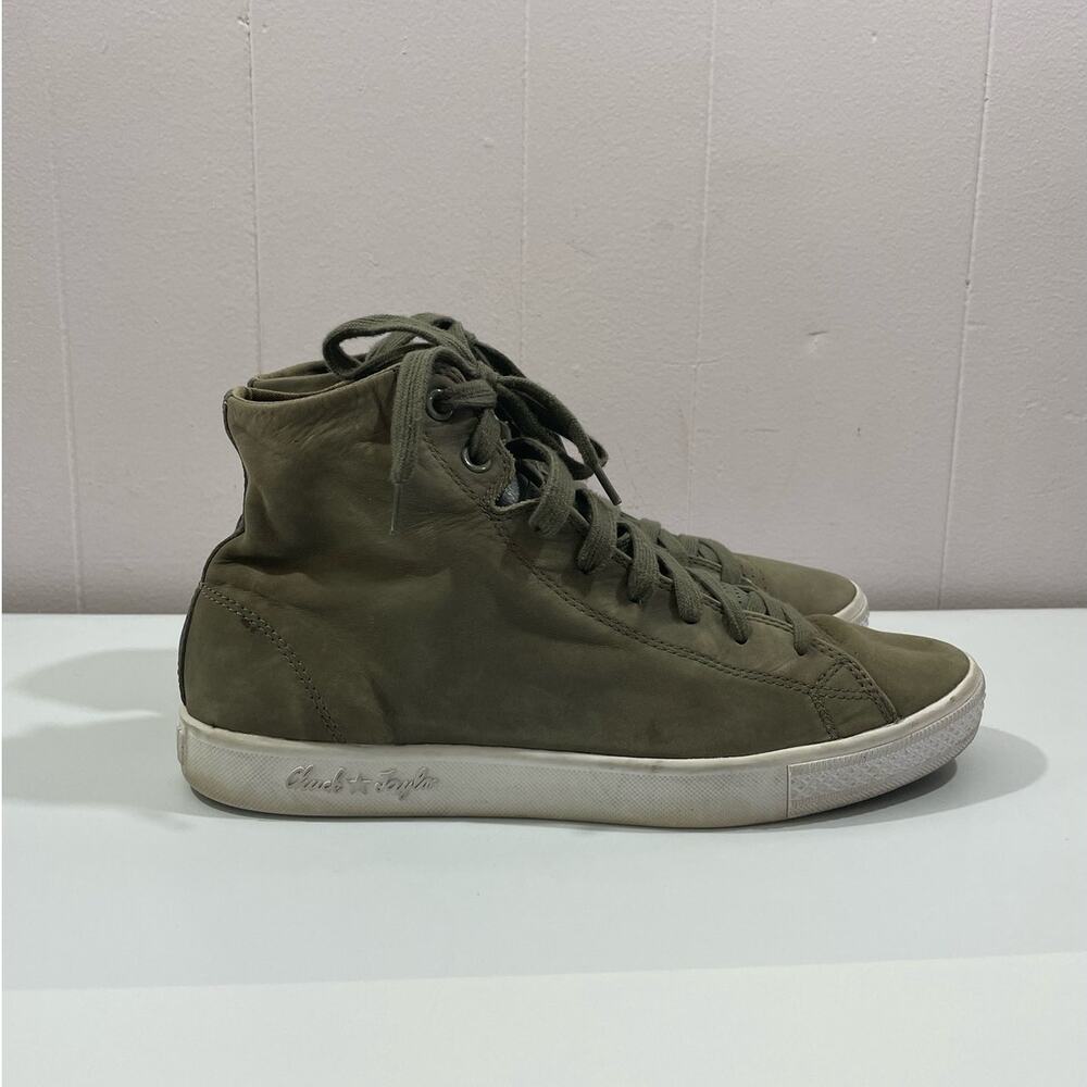 Converse Men’s High Top Lace Up Sneakers Size 10